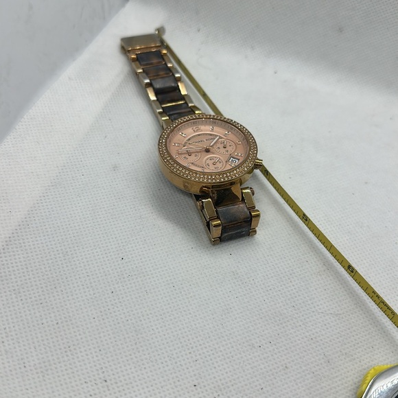Michael Kors "Parker" Rose-Tone & Tortoise Ladies Watch #MK5538 - Picture 4 of 4